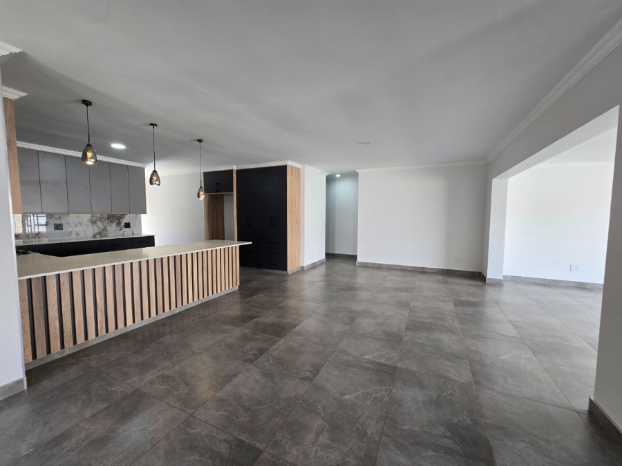 3 Bedroom Property for Sale in Van Der Hoff Park North West